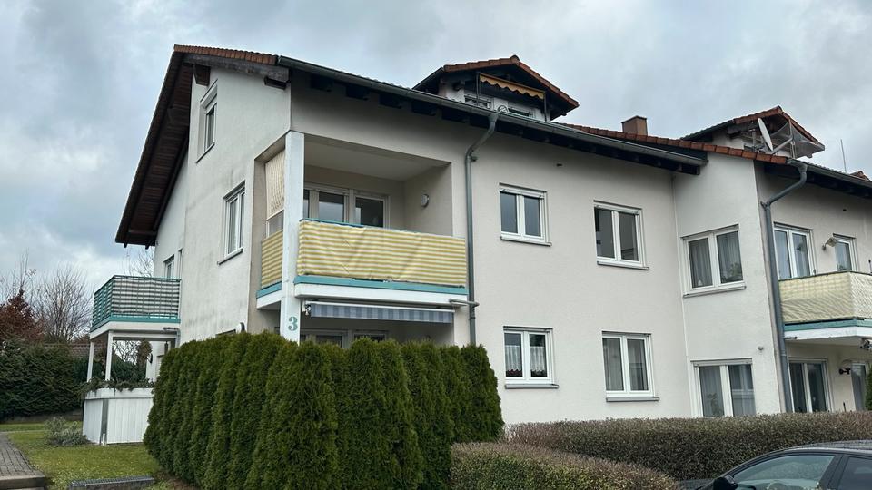 Stilvolle 2-Zimmer-Wohnung mit Balkon und EBK zimmer