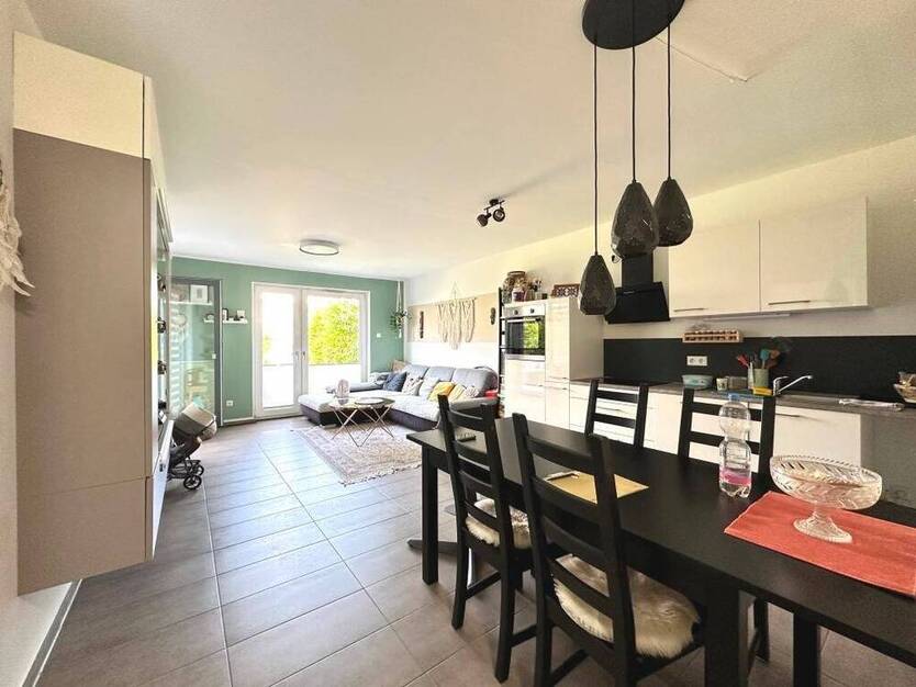 „Wohnen mit Gartenidylle – stilvolle 2,5-Zimmer-Terrassenwohnung in Meckenbeuren“