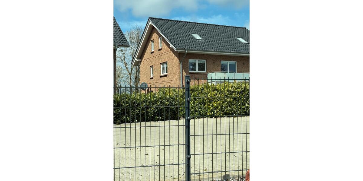 Etagenwohnung Ahrensbök - 5 Zimmer, 150 m&sup2;, 1.950&euro; | Angebot:26314348
