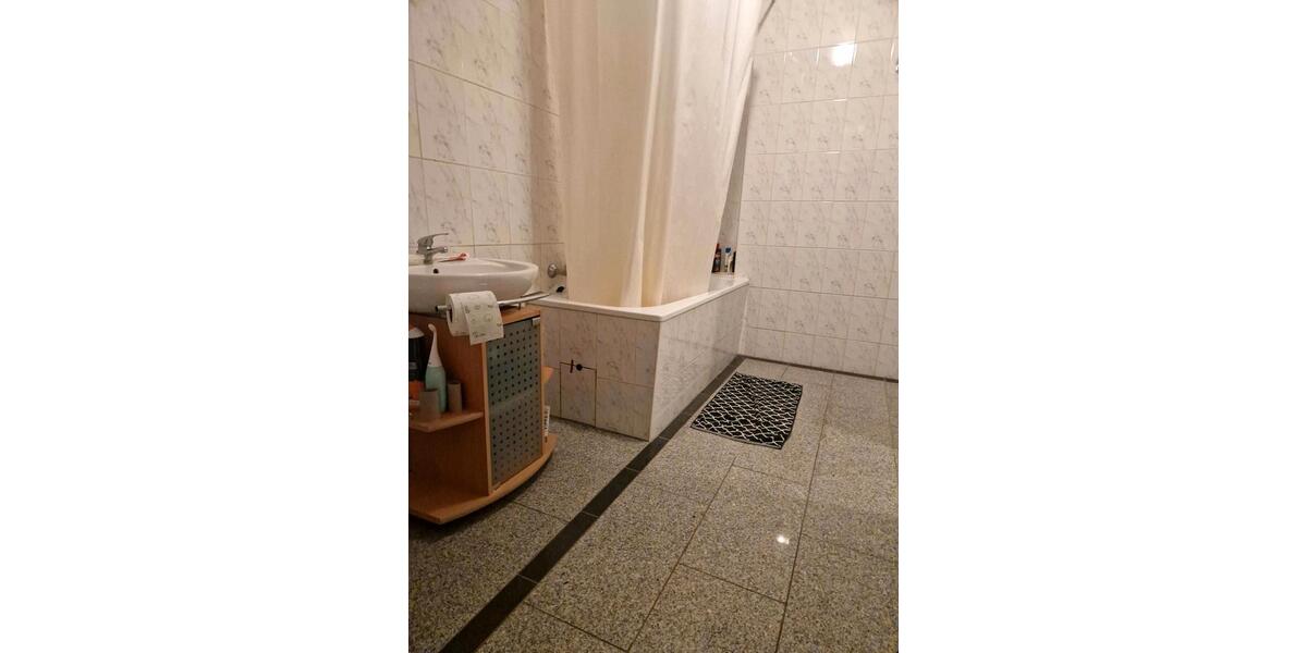 Wohnen auf Zeit Bornheim - 1 Zimmer, 18 m&sup2;, 400&euro; | Angebot:26630262