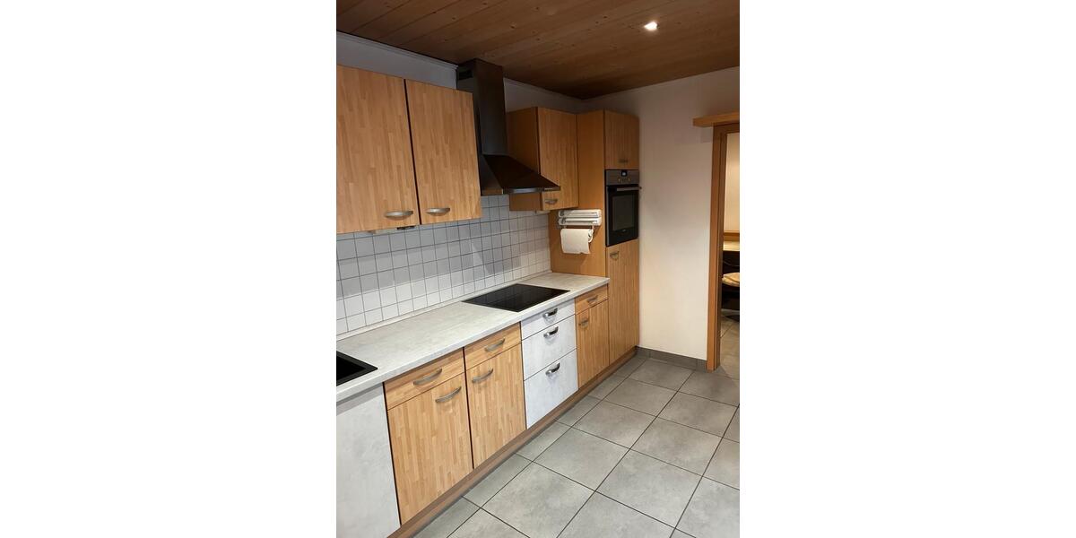 Etagenwohnung Marktheidenfeld - 4 Zimmer, 107 m&sup2;, 1.080&euro; | Angebot:24549740