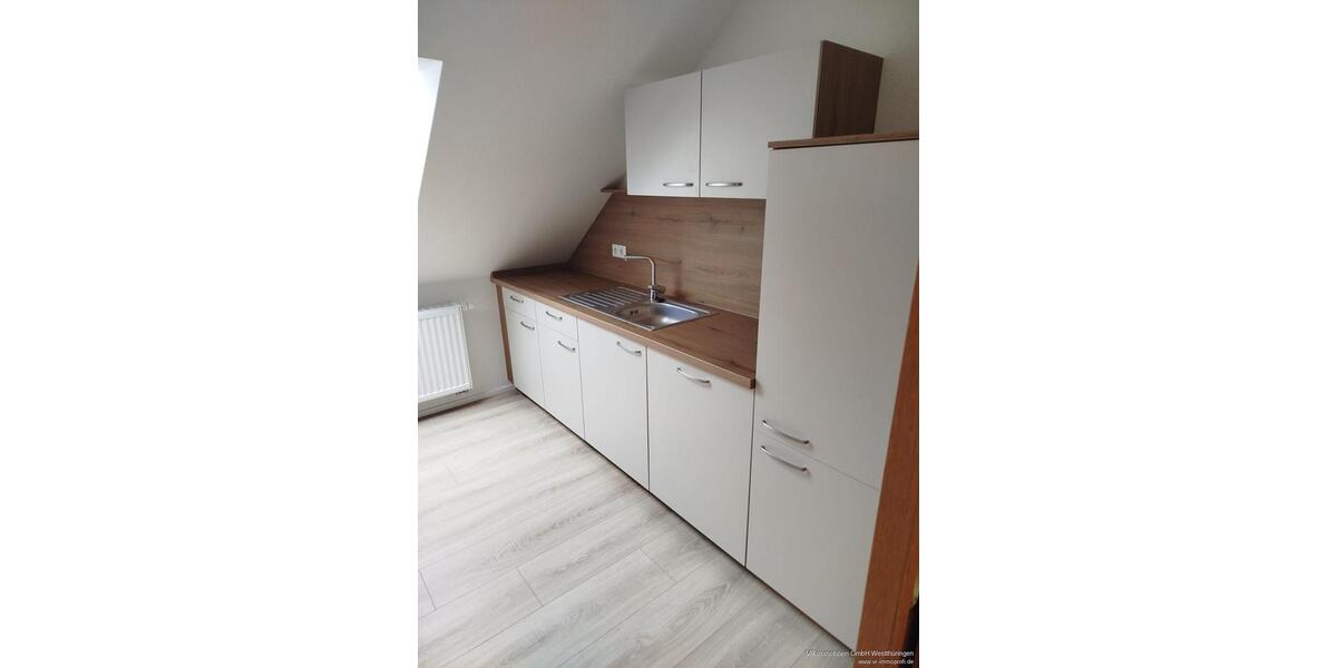 Schicke Dachgeschoss- Zweiraumwohnung in ruhiger Lage 2 zimmer