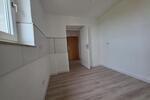 Moderne 3-Zimmer-Wohnung mit fantastischen Ausblick– Frisch Renoviert & Sofort Einzugsbereit zimmer