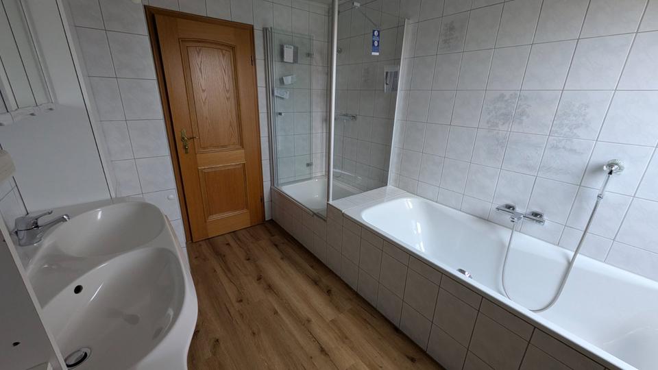 Etagenwohnung Mertingen - 4 Zimmer, 110 m&sup2;, 900&euro; | Angebot:24838645