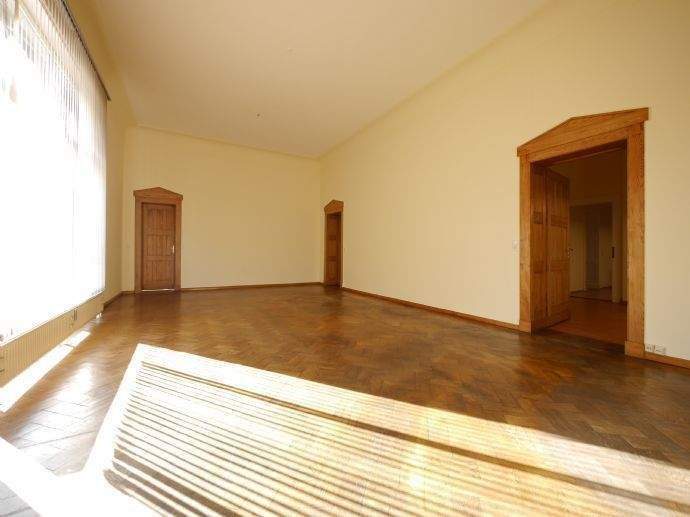 Gewerbeobjekt Weimar Nordvorstadt - 5 Zimmer, 155 m&sup2;, 935&euro; | Angebot:25797699