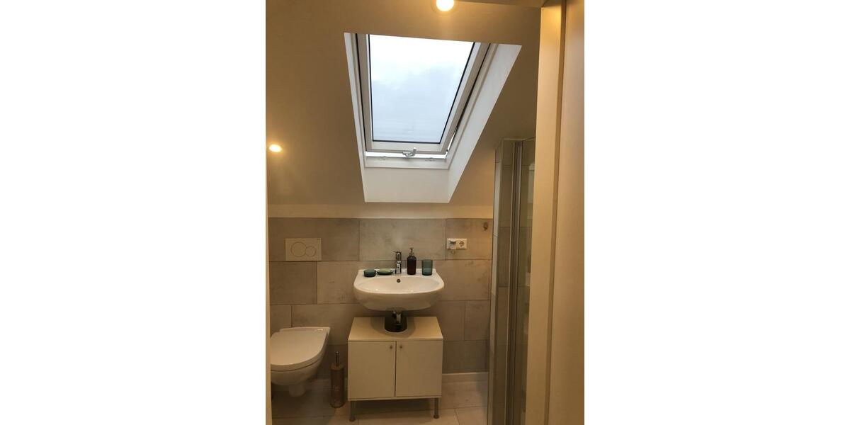 Gemütliche 2 -Zimmer-Dachgeschosswohnung in Freiburg-Oberwiehre 2 zimmer