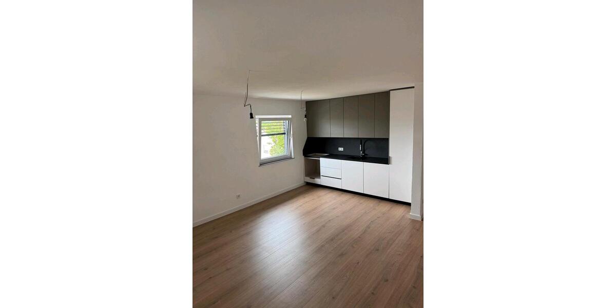 Erdgeschoßwohnung Mühlacker - 3 Zimmer, 70 m&sup2;, 1.380&euro; | Angebot:24535008