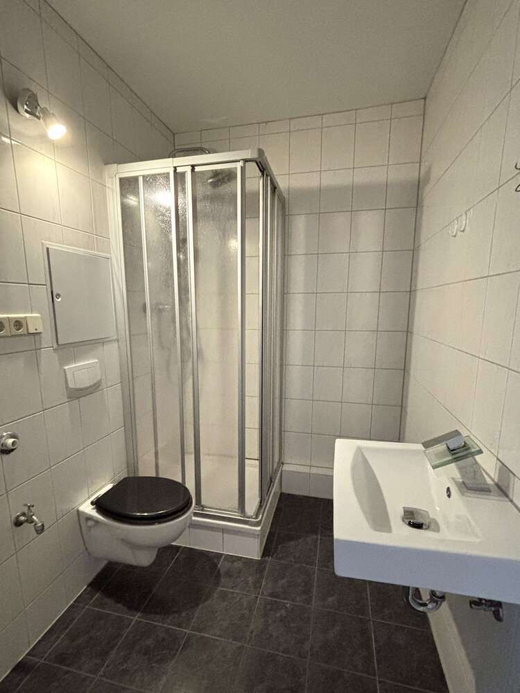Wohnung zum Mieten in Suhl 140 € 29.7 m²