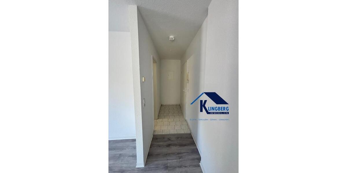 Etagenwohnung Zeitz - 1 Zimmer, 33 m&sup2;, 230&euro; | Angebot:25789812