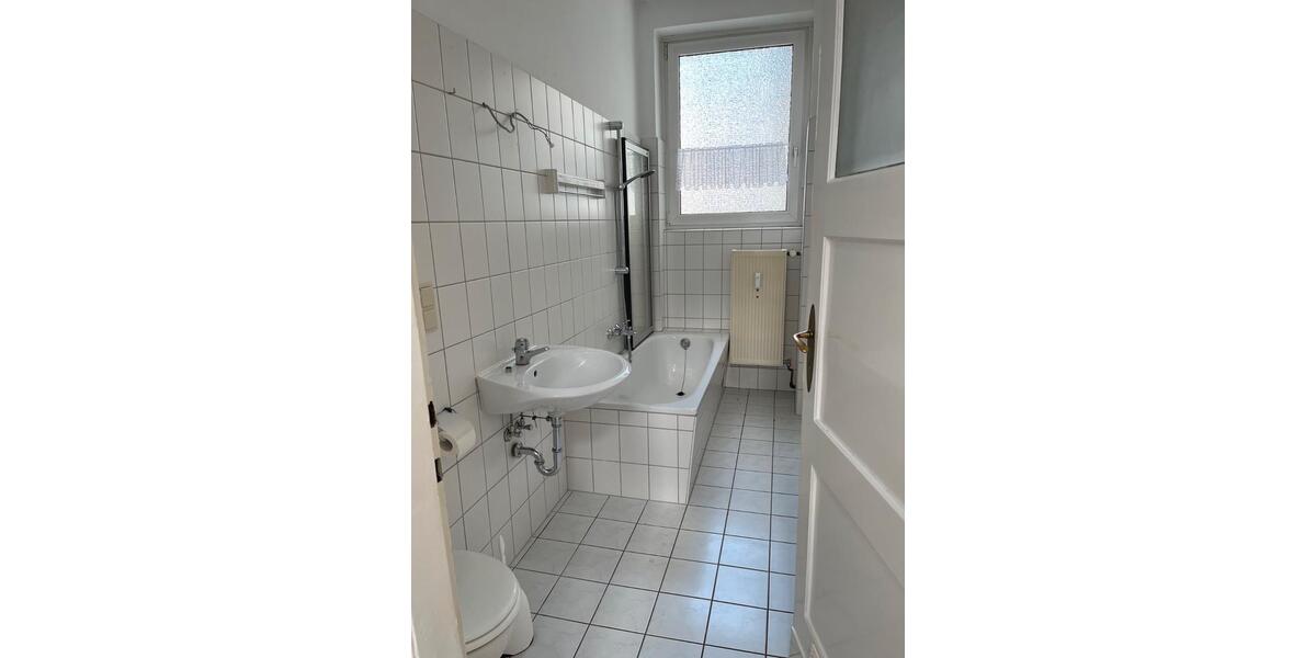 Etagenwohnung Kassel - 3 Zimmer, 134 m&sup2;, 1.250&euro; | Angebot:26647521