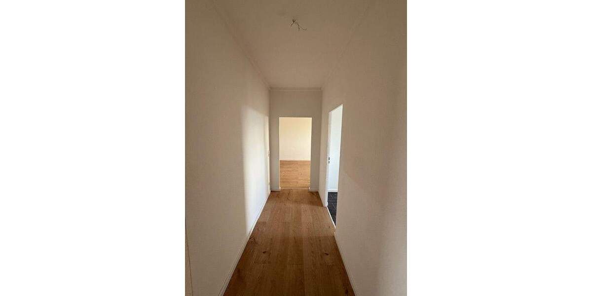 Etagenwohnung Zeithain - 4 Zimmer, 77 m&sup2;, 395&euro; | Angebot:25698924