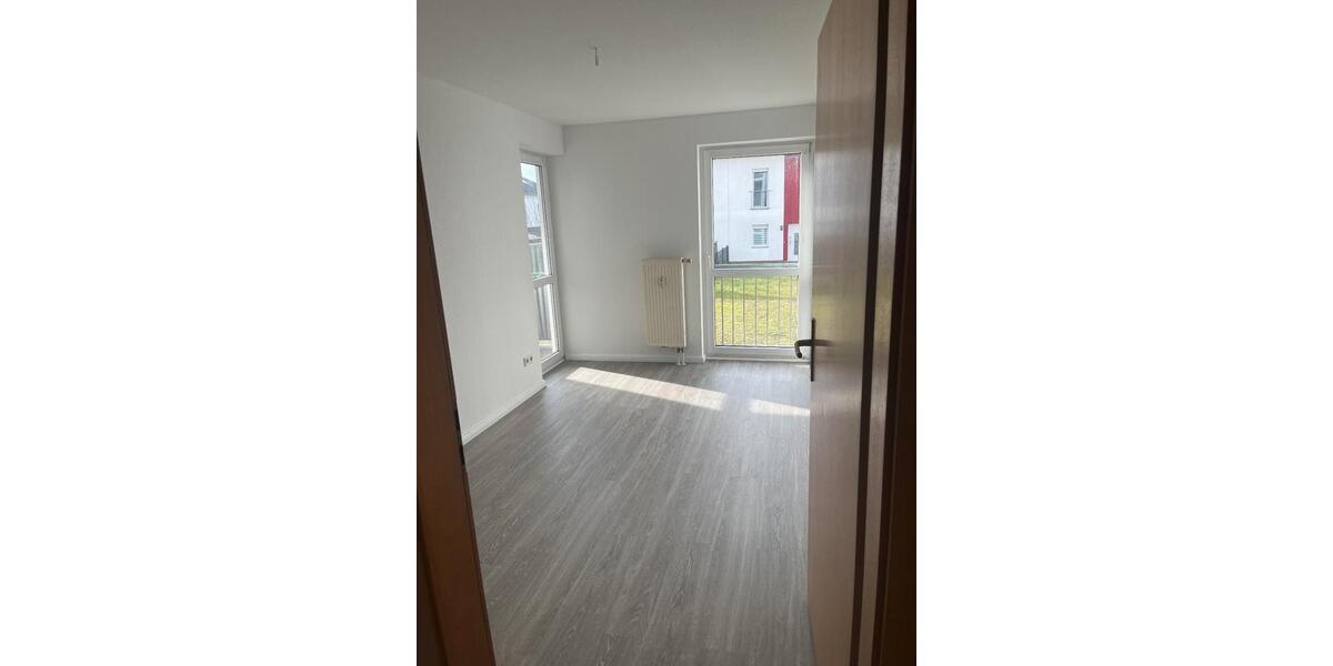 Etagenwohnung Neuburg - 4 Zimmer, 86 m&sup2;, 780&euro; | Angebot:25719784