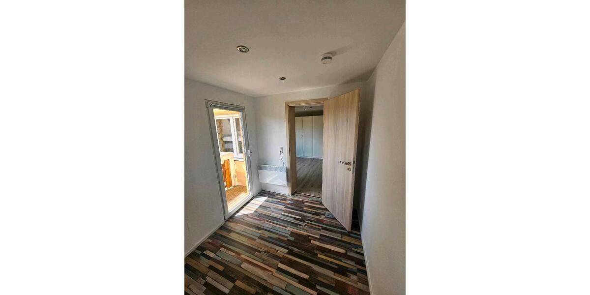 Etagenwohnung Calbe (Saale) - 3 Zimmer, 65 m&sup2;, 400&euro; | Angebot:26338496