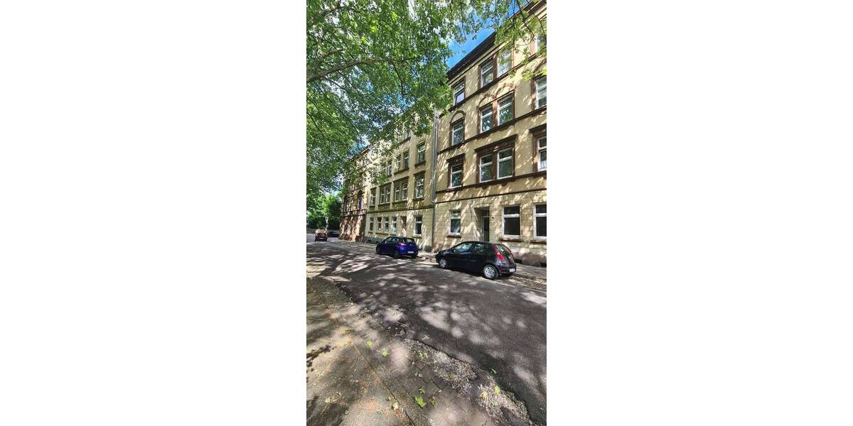 Großzügige Etagenwohnung zu vermieten 3 zimmer