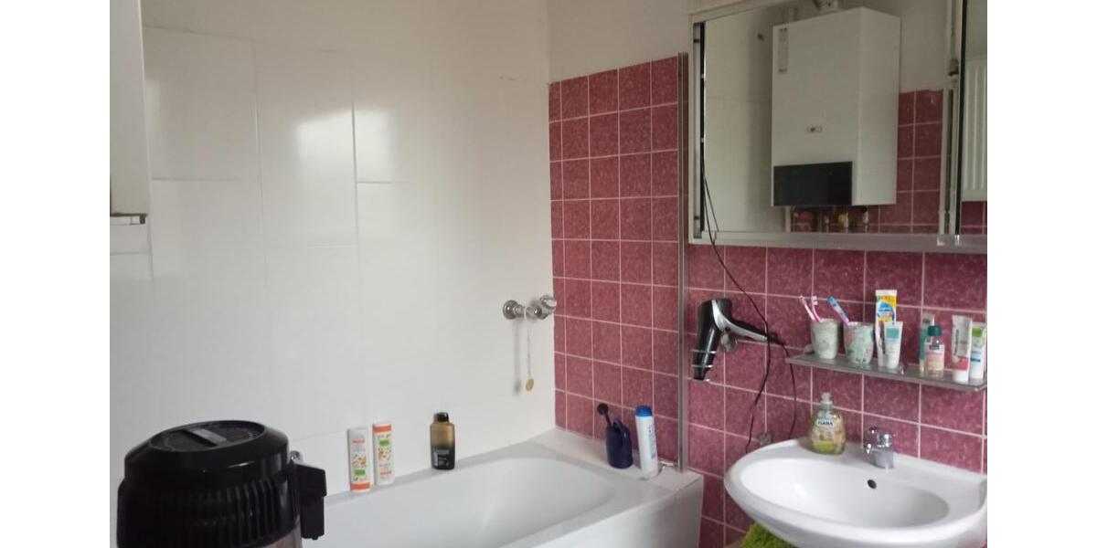 Etagenwohnung Lippstadt Garfeln - 4 Zimmer, 100 m&sup2;, 850&euro; | Angebot:25180525