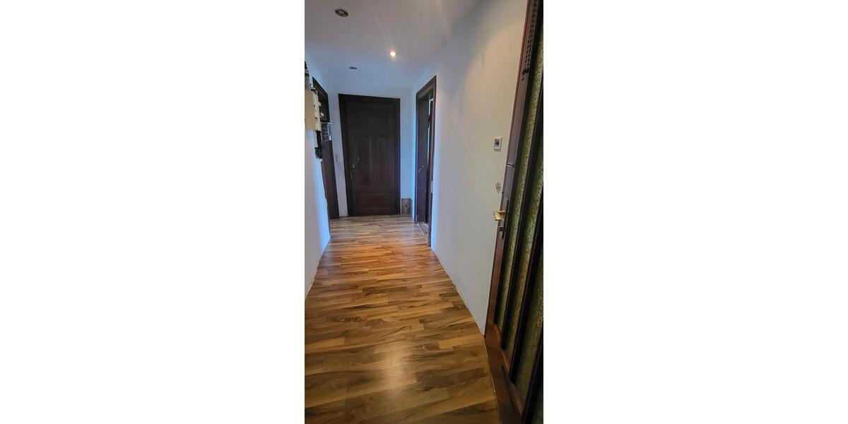 Etagenwohnung Peine - 3 Zimmer, 78 m&sup2;, 600&euro; | Angebot:26587368
