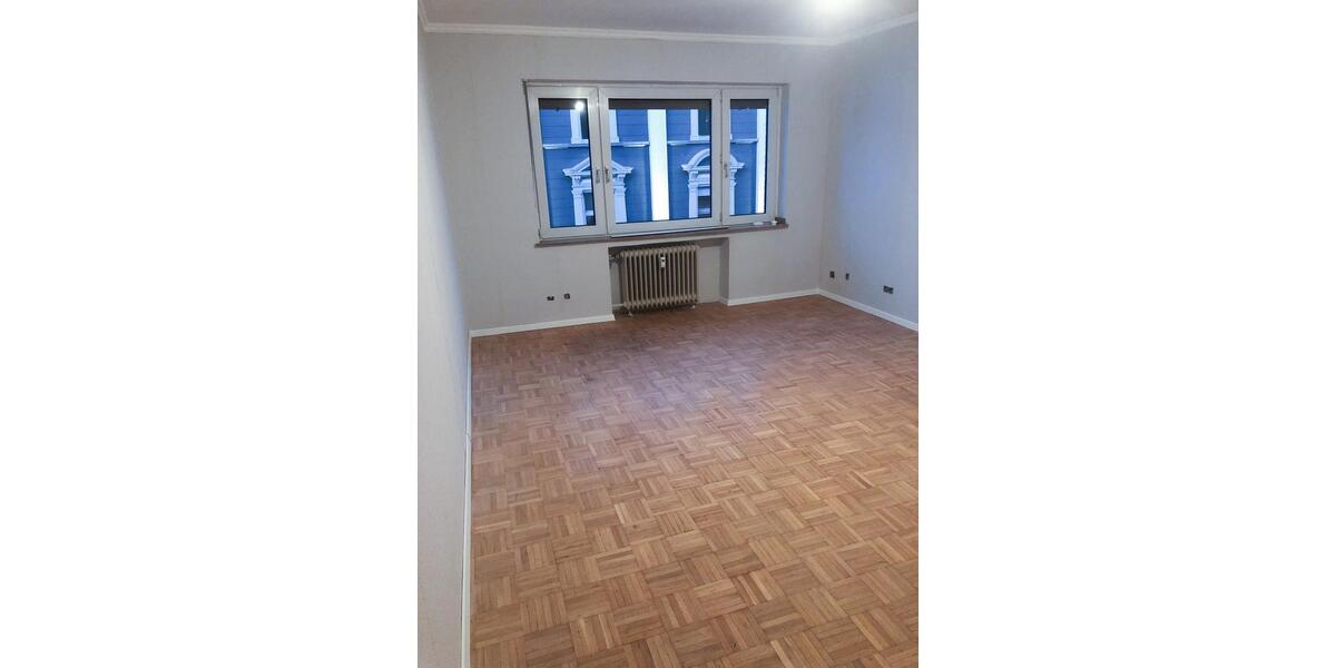 Etagenwohnung Mönchengladbach - 2 Zimmer, 72 m&sup2;, 749&euro; | Angebot:25238950