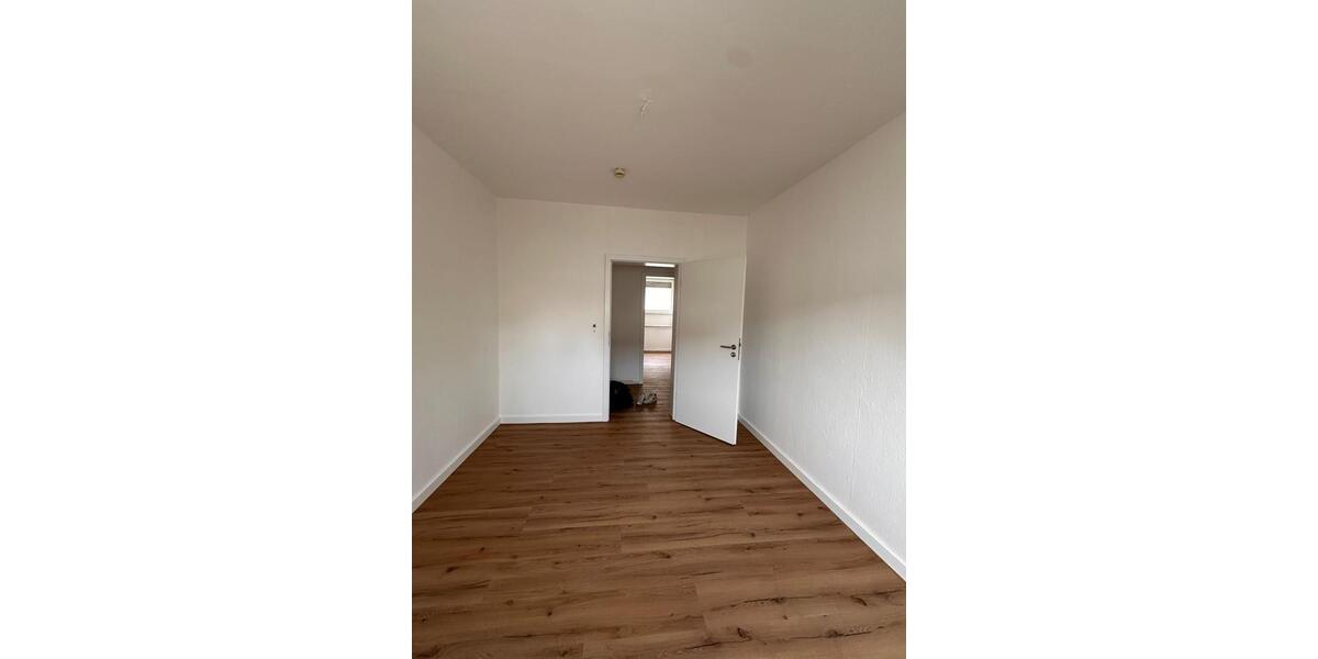 Erdgeschoßwohnung Bad Kreuznach Bad Münster am Stein-Ebernburg - 3 Zimmer, 70 m&sup2;, 850&euro; | Angebot:26338665
