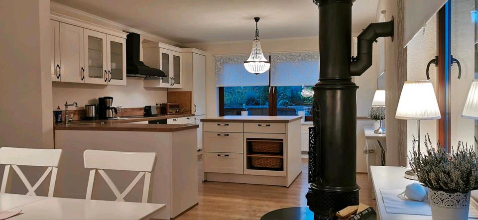 Etagenwohnung Damp - 5 Zimmer, 177 m&sup2;, 2.600&euro; | Angebot:26340521