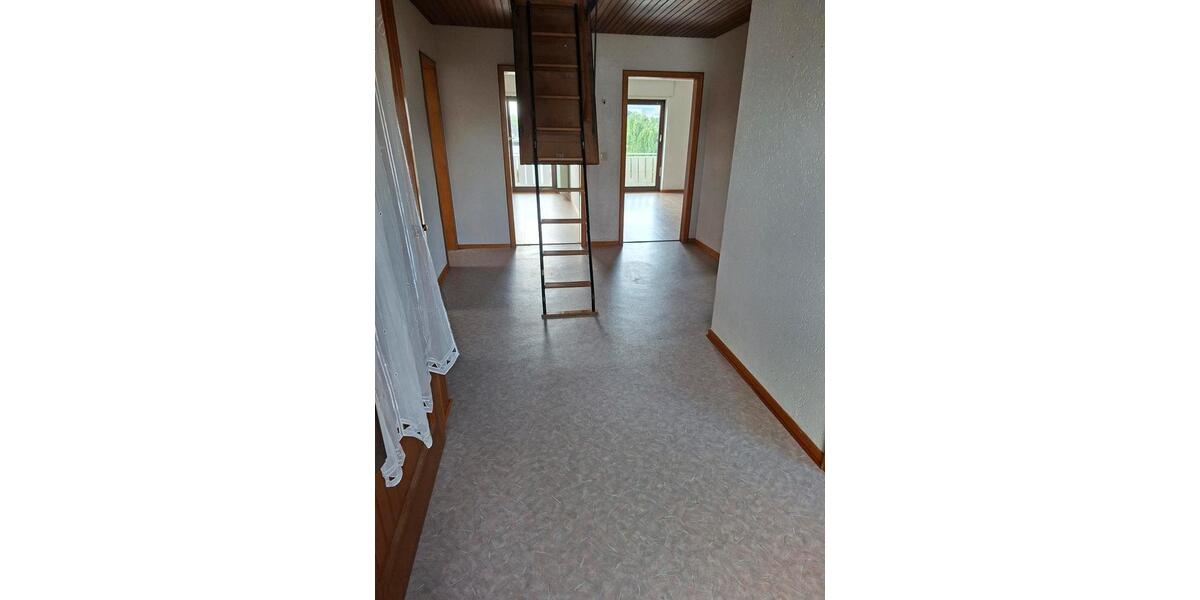 Etagenwohnung Mogendorf - 3 Zimmer, 95 m&sup2;, 750&euro; | Angebot:26636613