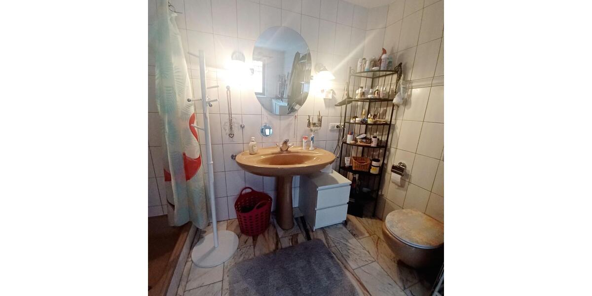 Erdgeschoßwohnung Kandel - 7 Zimmer, 125 m&sup2;, 1.375&euro; | Angebot:24688449