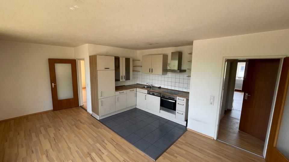 Etagenwohnung Konstanz Allmannsdorf - 1 Zimmer, 107 m&sup2;, 720&euro; | Angebot:24678665
