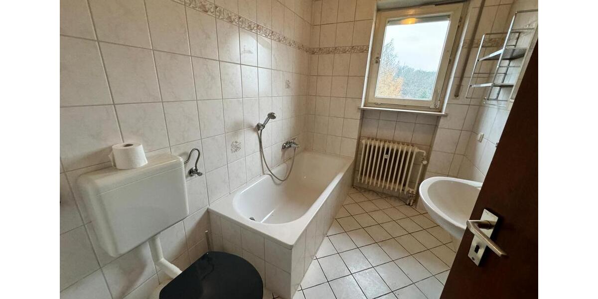 Maisonettenwohnung Bad Hersfeld - 4 Zimmer, 93 m&sup2;, 880&euro; | Angebot:26433331