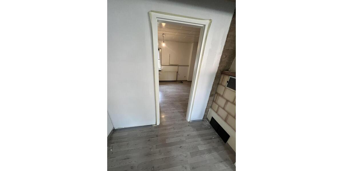 Erdgeschoßwohnung Delligsen - 4 Zimmer, 114 m&sup2;, 750&euro; | Angebot:26613253