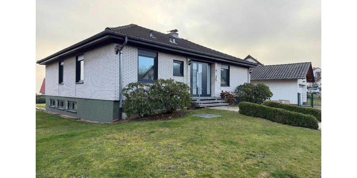 Bungalow Herleshausen - 5 Zimmer, 190 m&sup2;, 1.425&euro; | Angebot:25615087