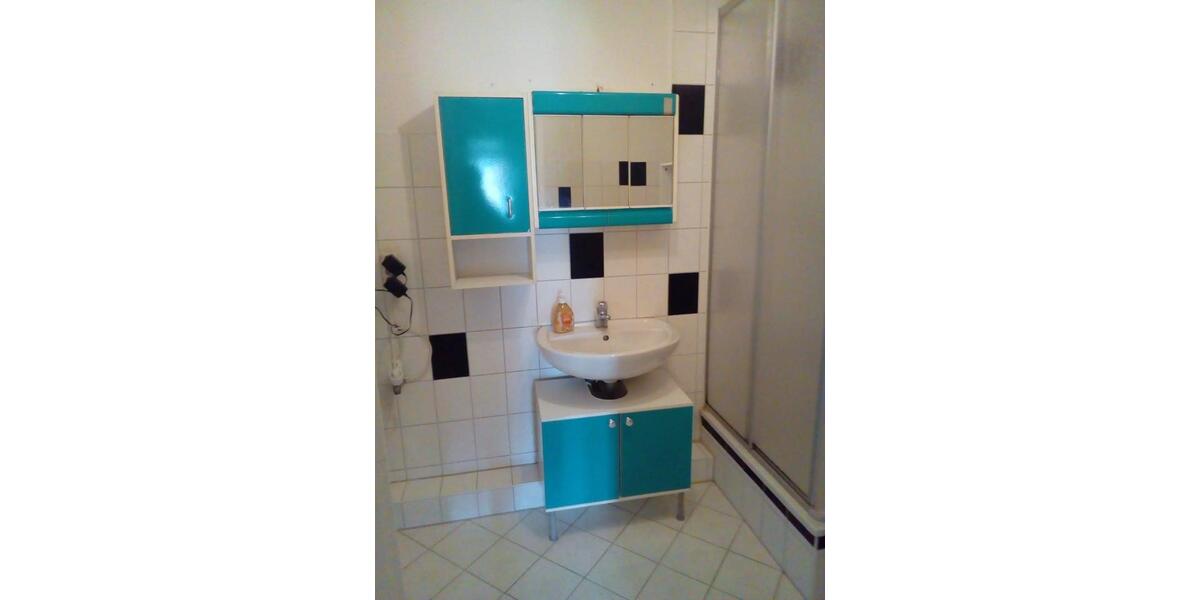 Etagenwohnung Nienburg (Saale) - 1 Zimmer, 49 m&sup2;, 287&euro; | Angebot:25843374