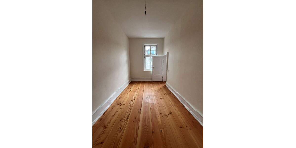 Etagenwohnung Beverungen - 4 Zimmer, 142 m&sup2;, 690&euro; | Angebot:24037556