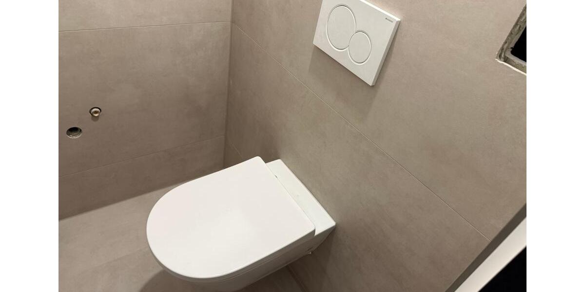 Kernsanierte 3,5 Zi Whg in Schwalbach am Taunus 3.5 zimmer