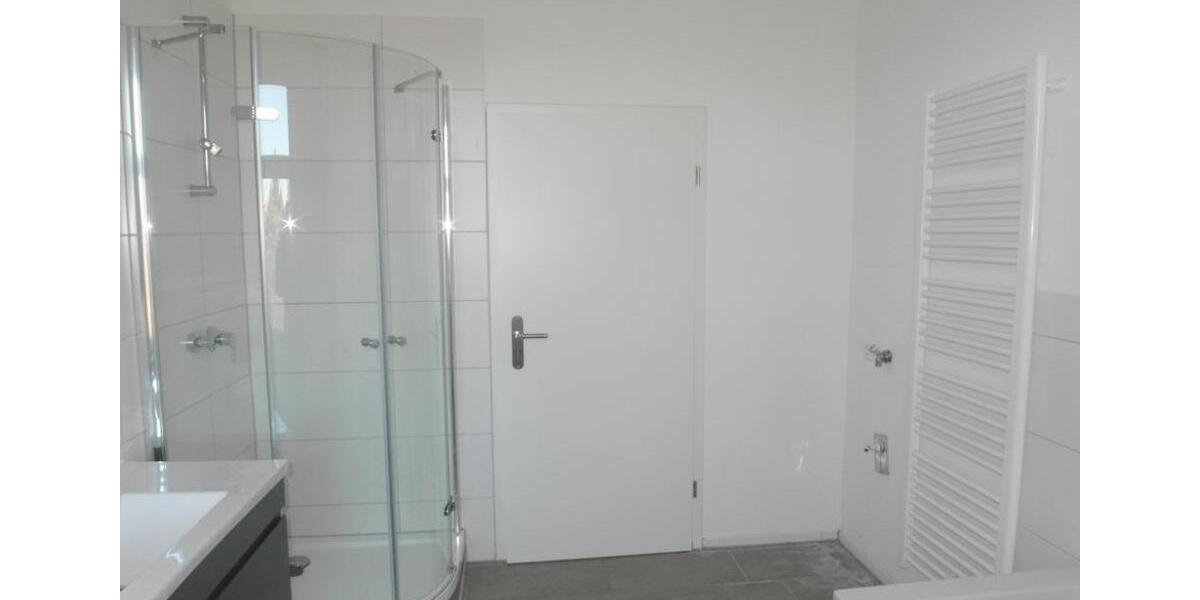 Etagenwohnung Hartha - 3 Zimmer, 73 m&sup2;, 399&euro; | Angebot:26019024