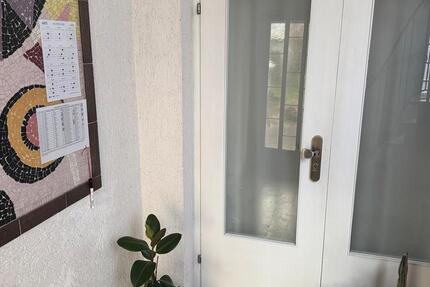 2 Zimmer Küche Bad (Wohnung in zweiter Reihe) 2 zimmer