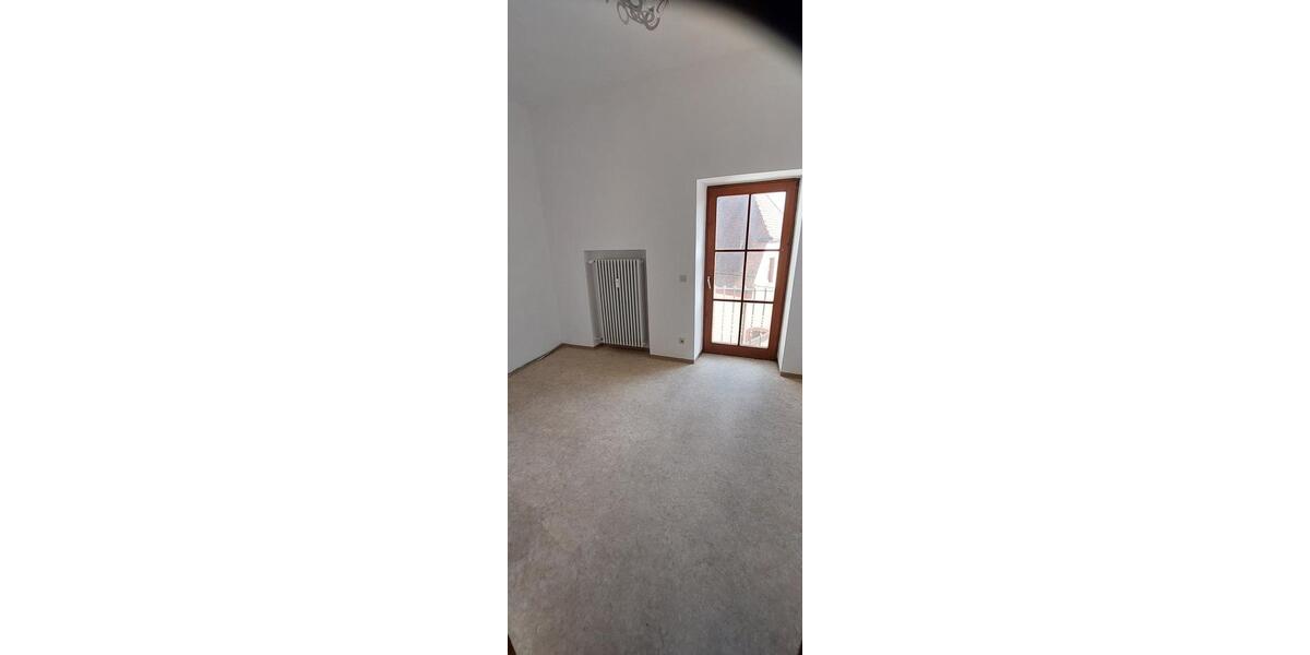 Etagenwohnung Neunburg vorm Wald - 3 Zimmer, 85 m&sup2;, 950&euro; | Angebot:26676119