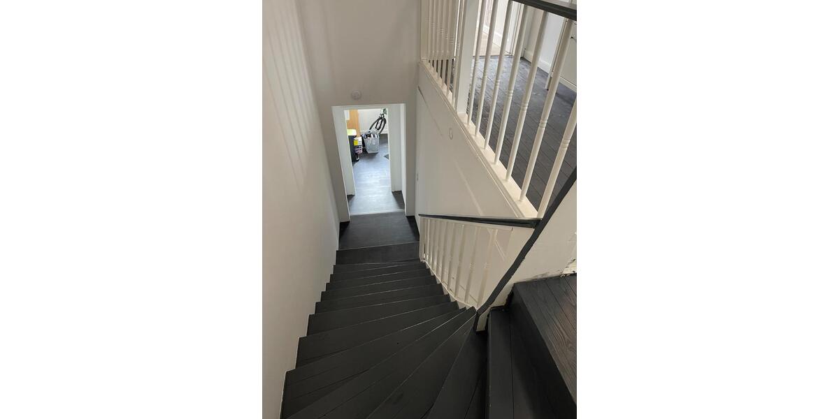 Etagenwohnung Heinsberg - 5 Zimmer, 162 m&sup2;, 1.200&euro; | Angebot:23869914