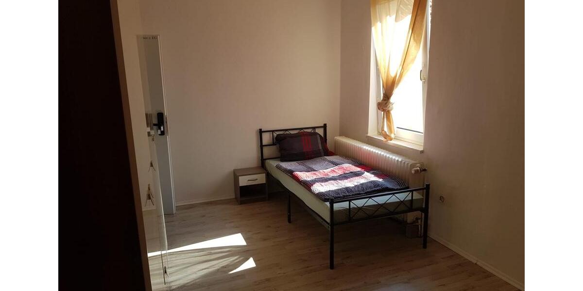 Wohnen auf Zeit Papenburg - 8 Zimmer, 240 m&sup2;, 15&euro; | Angebot:16828874