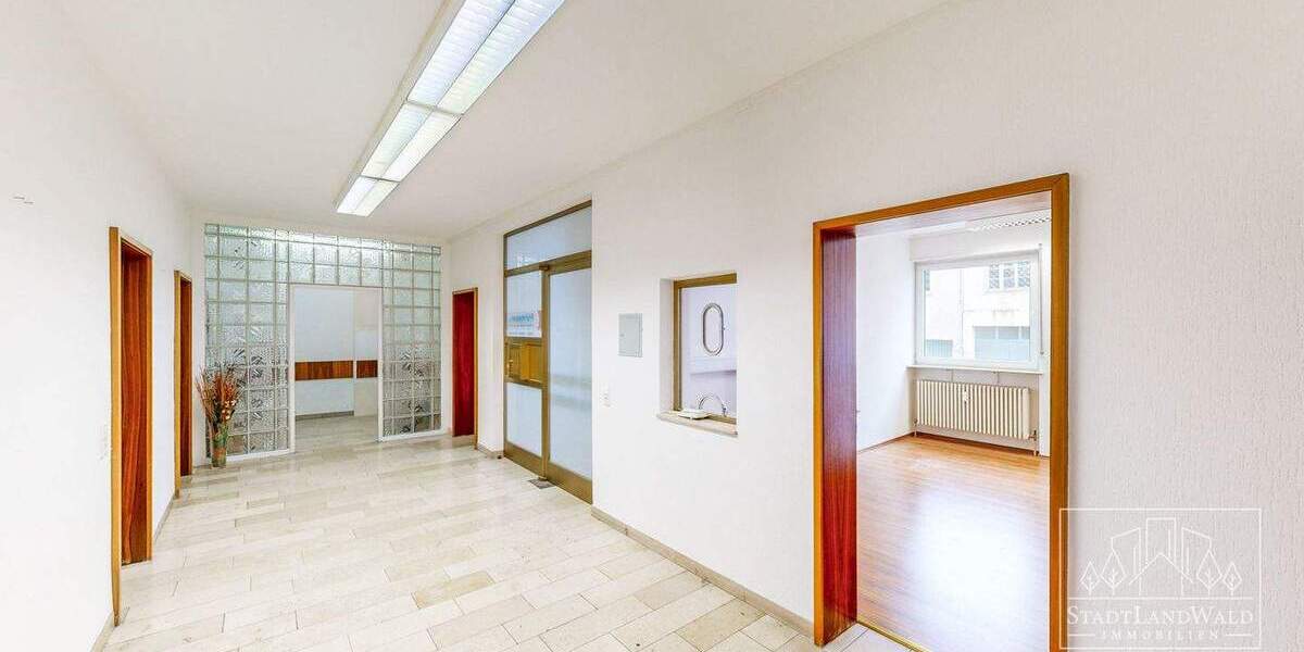 Gewerbeobjekt Pirmasens Innenstadt - 6 Zimmer, 275 m&sup2;, 2.500&euro; | Angebot:23733652