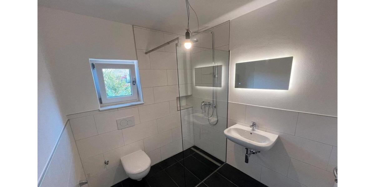 Etagenwohnung Kirchham - 4 Zimmer, 83 m&sup2;, 950&euro; | Angebot:26047318