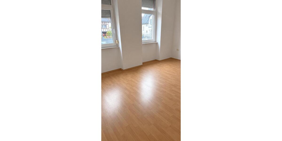 Erdgeschoßwohnung Dillenburg - 4 Zimmer, 102 m&sup2;, 1.100&euro; | Angebot:26701979