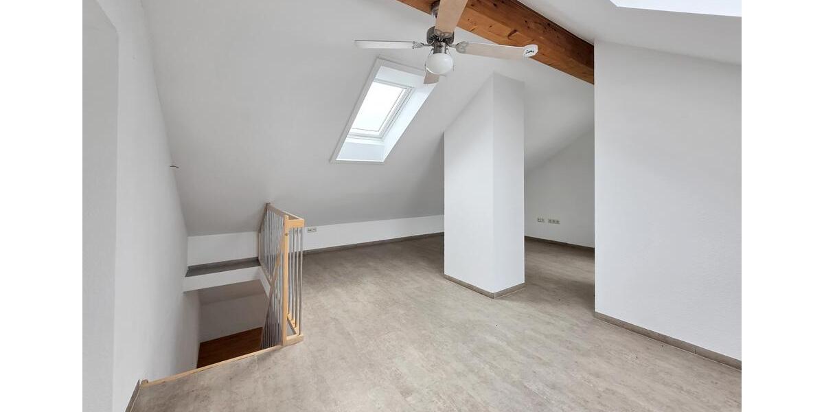 Dachgeschoßwohnung Neu-Anspach Anspach - 3 Zimmer, 67 m&sup2;, 890&euro; | Angebot:26518084