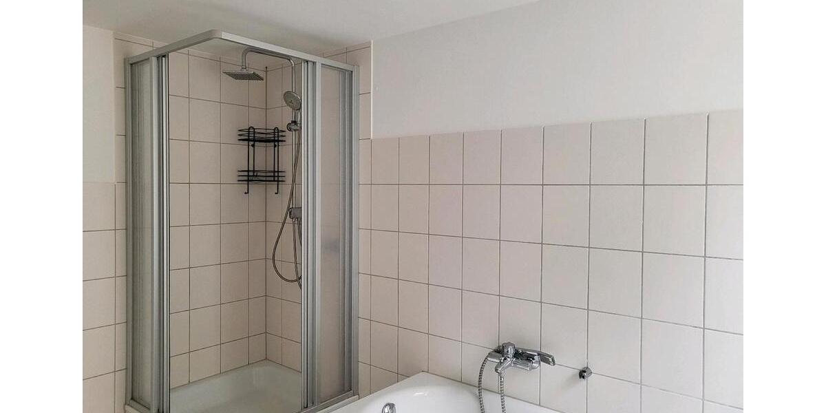 Erdgeschoßwohnung Lehrte - 4 Zimmer, 820&euro; | Angebot:23410219