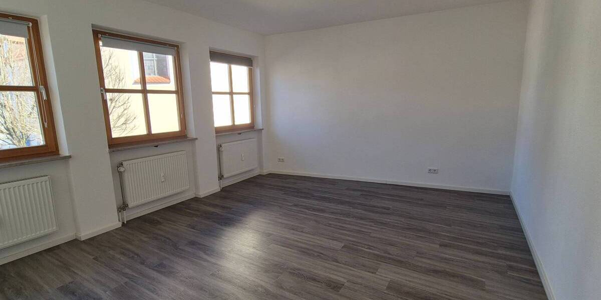 Etagenwohnung Vohburg an der Donau Vohburg - 4 Zimmer, 140 m&sup2;, 1.375&euro; | Angebot:25701213