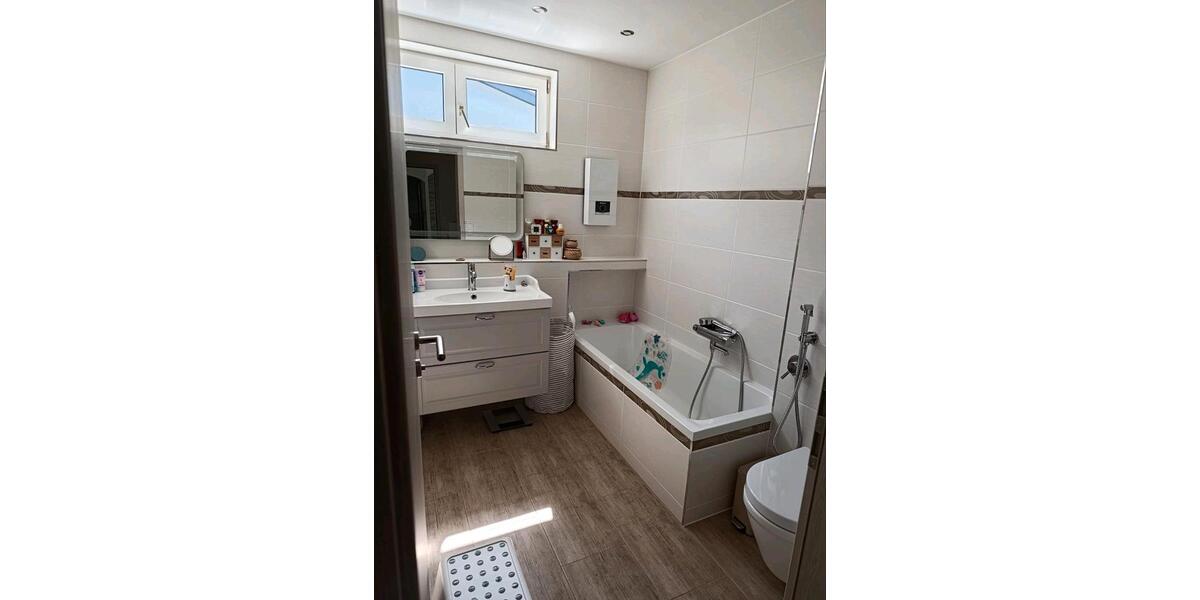 Terrassenwohnung Waldbröl - 4 Zimmer, 104 m&sup2;, 1.350&euro; | Angebot:25907485
