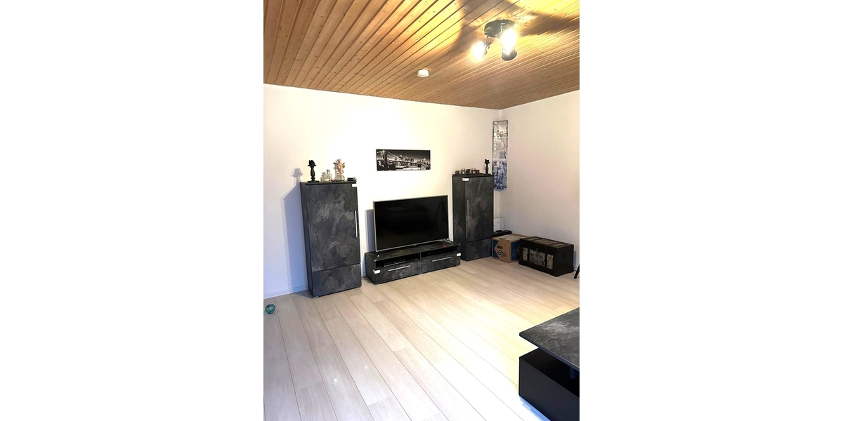 Oberwohnung mit Balkon am Obenende in zentraler Lage - Dachgeschoßwohnung Papenburg | Angebot:26095806