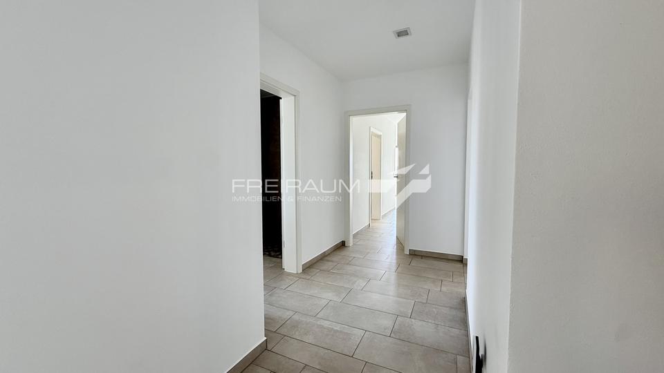 Etagenwohnung Wilnsdorf - 3 Zimmer, 150 m&sup2;, 1.623&euro; | Angebot:26461055