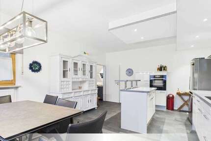 Haus Sulzemoos - 4 Zimmer, 170 m&sup2;, 2.850&euro; | Angebot:25458381