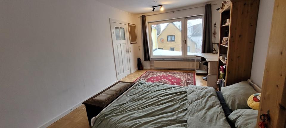 Etagenwohnung Linden - 5 Zimmer, 100 m&sup2;, 1.500&euro; | Angebot:26038560