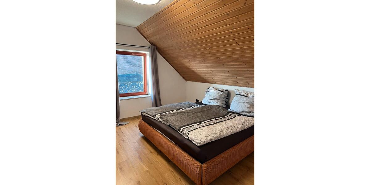 Wohnen auf Zeit Kempen - 3 Zimmer, 85 m&sup2;, 1.250&euro; | Angebot:25895412