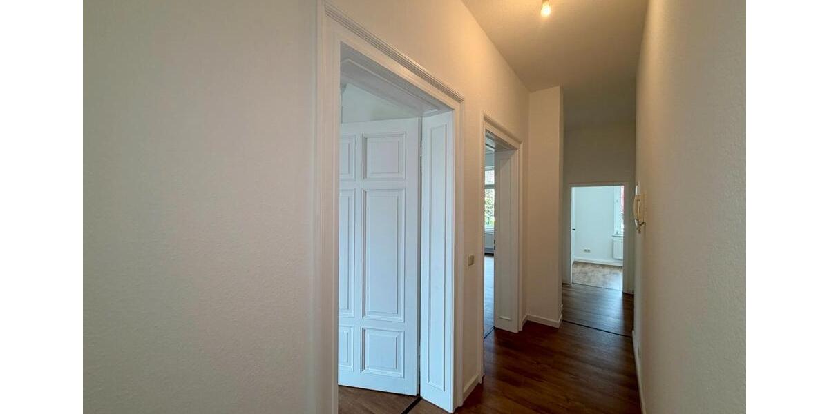 Erdgeschoßwohnung Naumburg (Saale) - 4 Zimmer, 120 m&sup2;, 950&euro; | Angebot:26588579